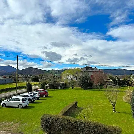 Otel Luarca Zabala 2*