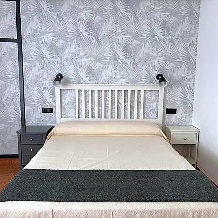 Otel Luarca Zabala Almuña