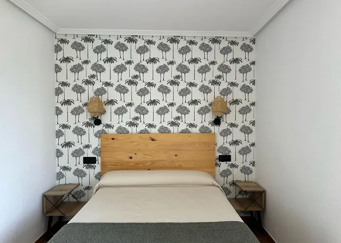 Hotel Luarca Zabala 2*