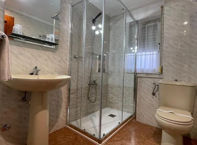 Luarca Zabala Hotel 2*