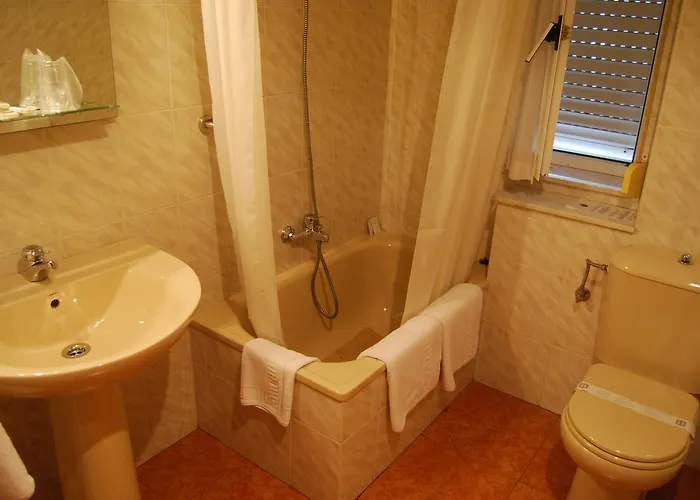 Hotel Luarca Zabala 2*